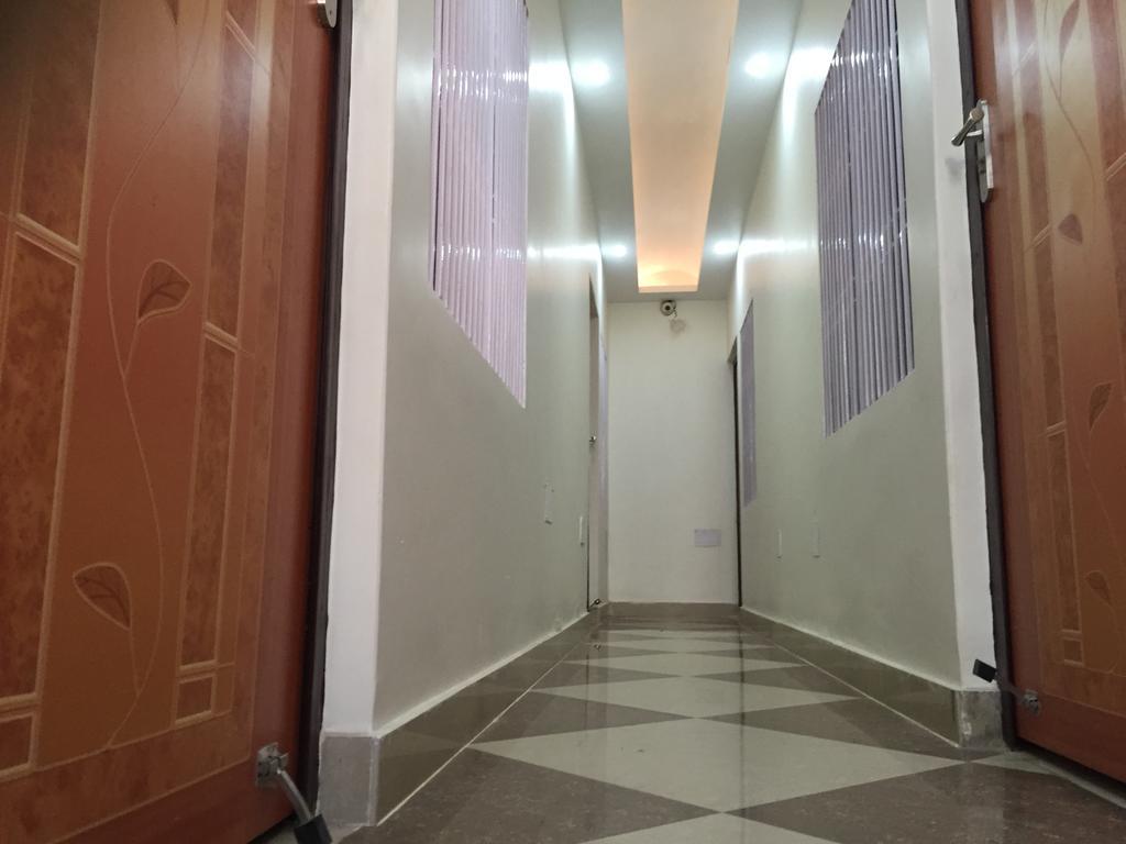 Oyo 75627 New Ankit Guest House Varanasi Bagian luar foto
